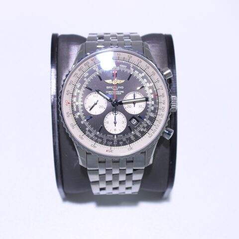 Breitling Navitimer